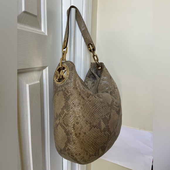 Michael Kors Snake Print bag GUC - Picture 9 of 10